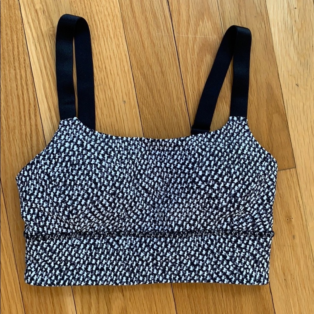 Lululemon Sports Bra Adjustable size 4
